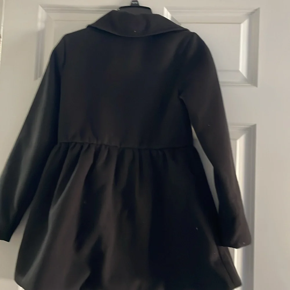 Girls 10/12 adorable black Peacoat! Perfect for the holidays ❤️ - Picture 2 of 3